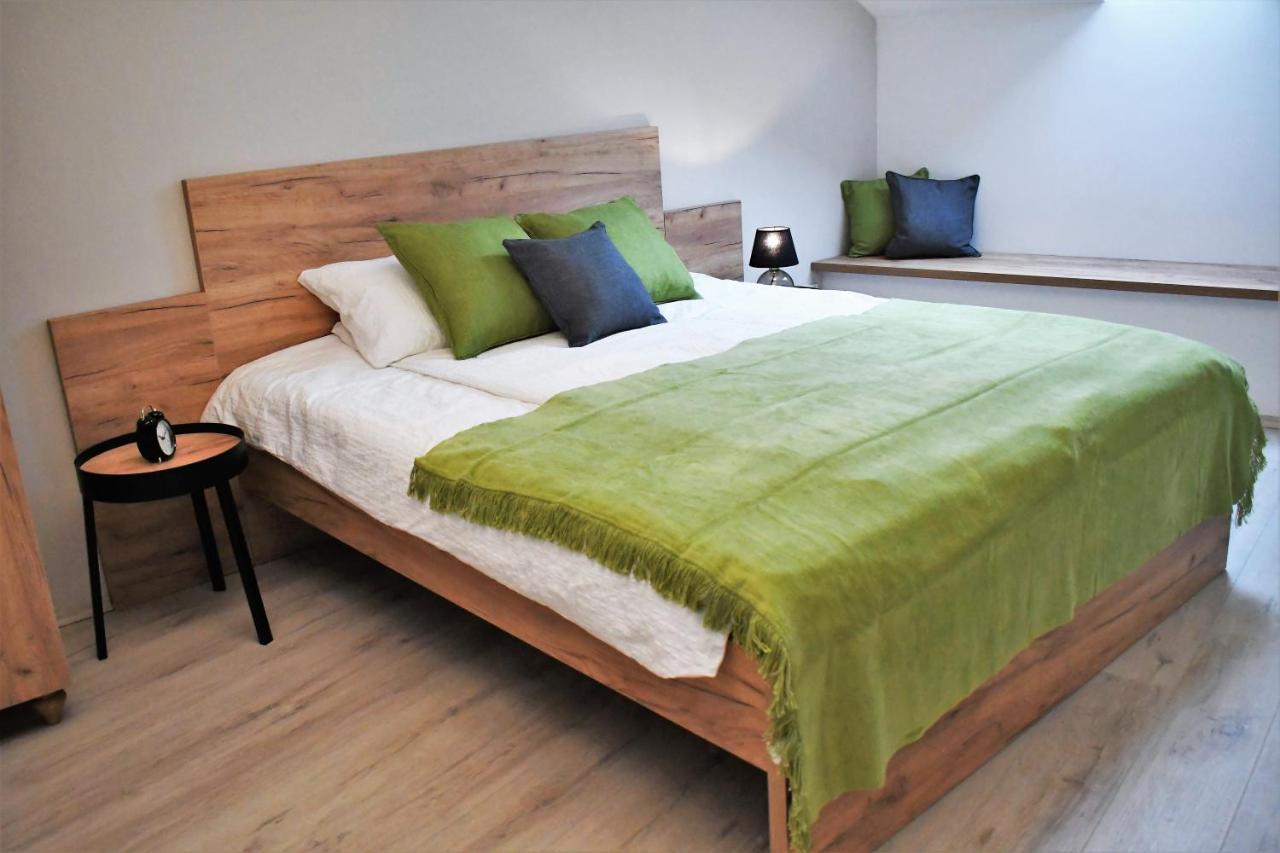 Vatus Apartmanhaz Vác Extérieur photo