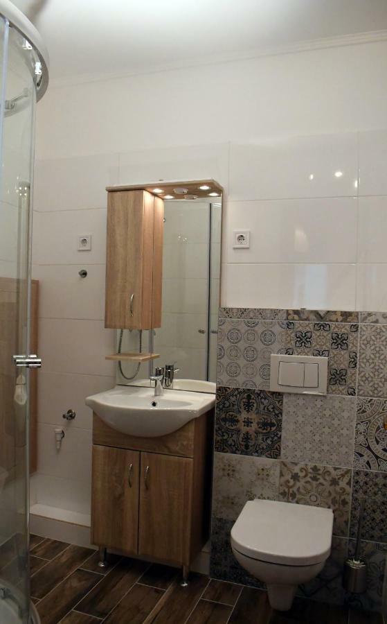 Vatus Apartmanhaz Vác Extérieur photo